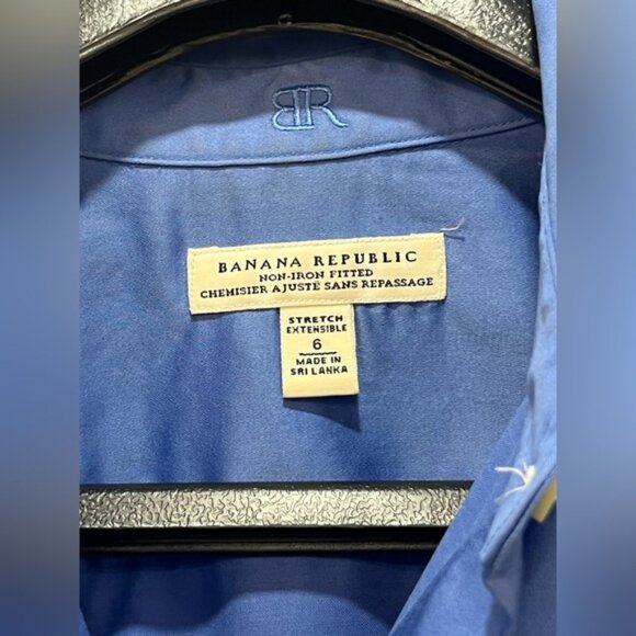 Banana Republic Fitted Non Iron Button Down Shirt Size 6 Blue Cotton Stretch - Picture 4 of 4